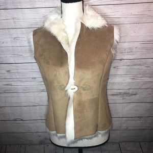 Valerie Stevens S/M Soft Fur Vest Tan White